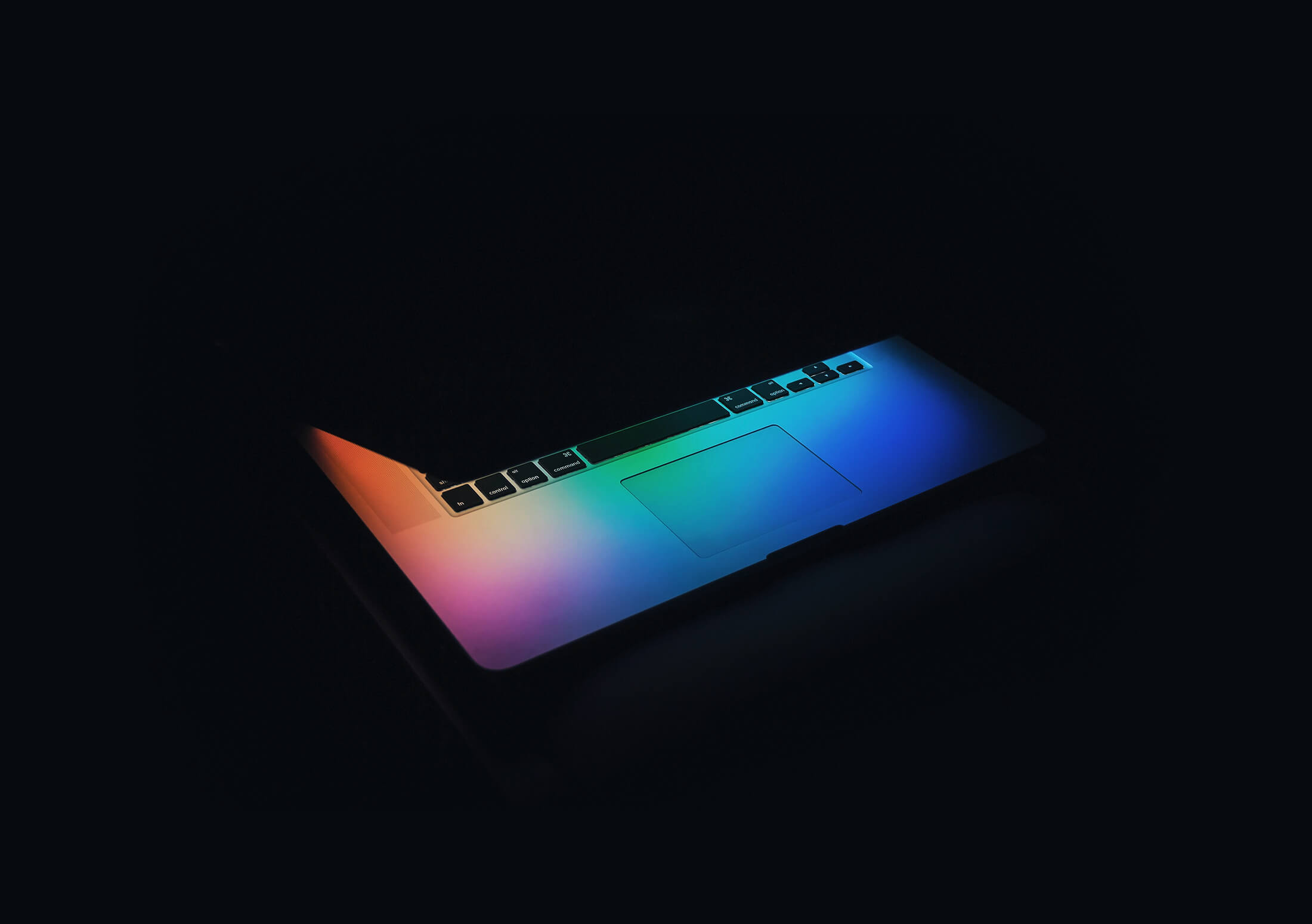 Macbook Pro - Rainbow lighting